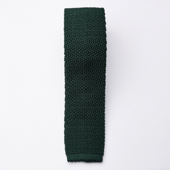 Knitted tie made from silk in green