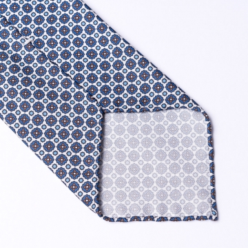 White tie made from pure silk  printed with an floral pattern