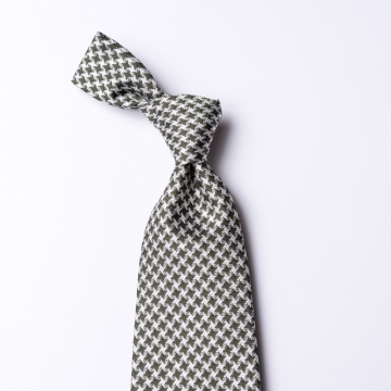 Krawatte mit grünem Hahnentrittmuster